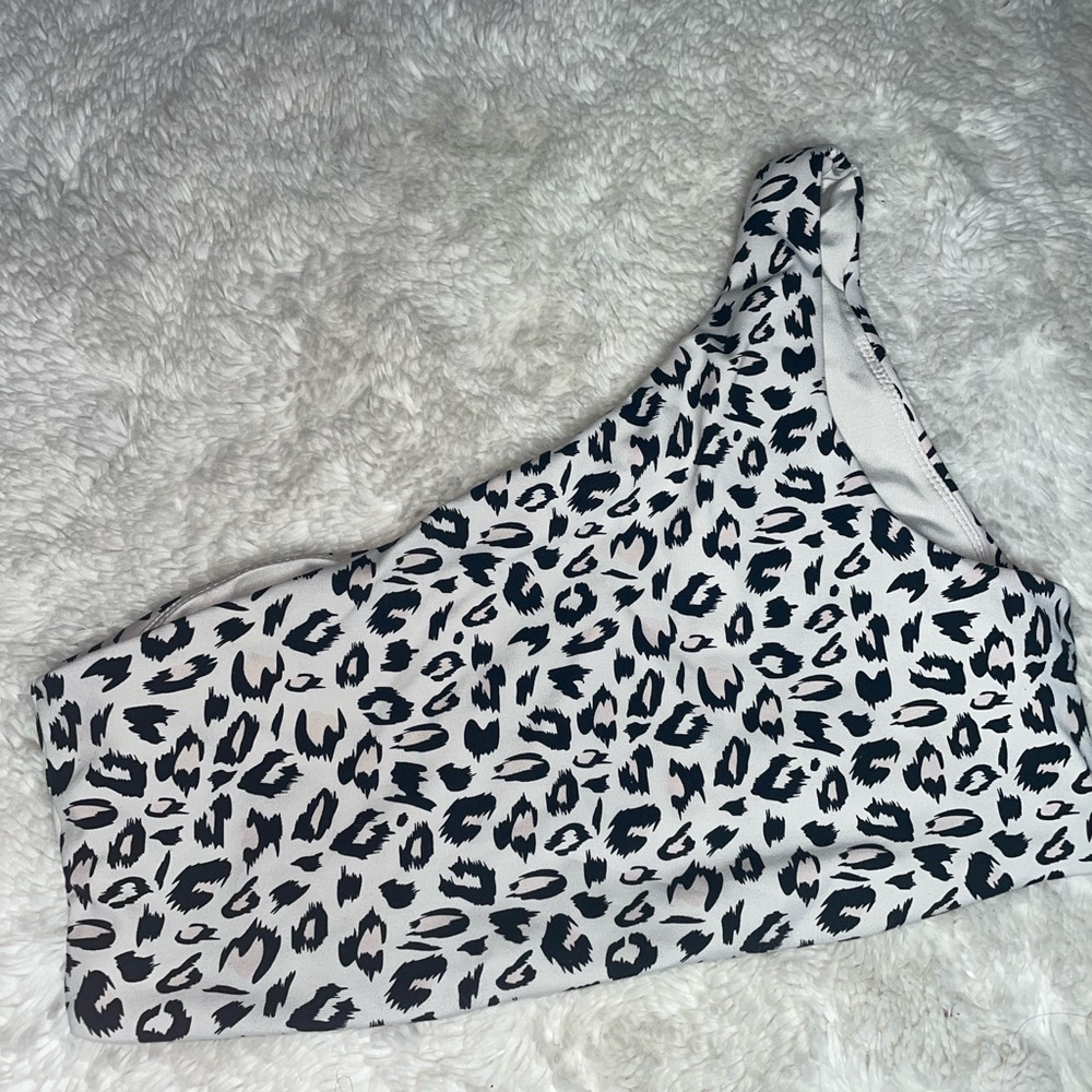 RYDERWEAR ONE SHOULDER SPORTS BRA